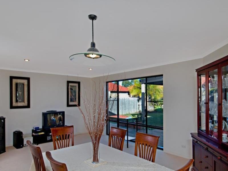 4 Lang Street, Pelican Waters QLD 4551