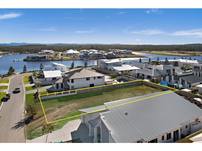 26 Bellanboe Circuit, Pelican Waters QLD 4551
