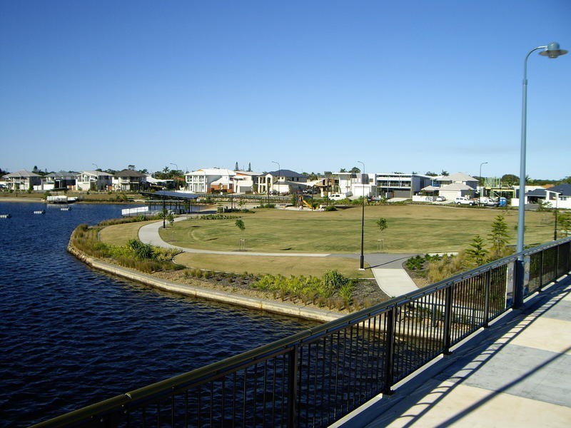 42 Regatta Boulevard, Birtinya QLD 4575