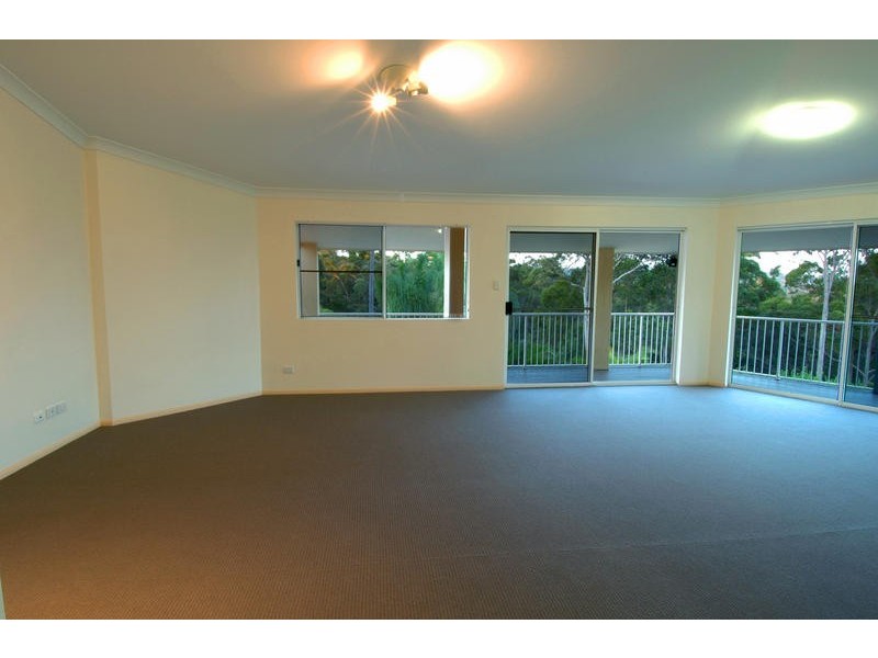17 Forest Oak Court, Tanawha QLD 4556