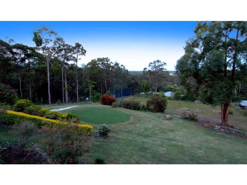 17 Forest Oak Court, Tanawha QLD 4556