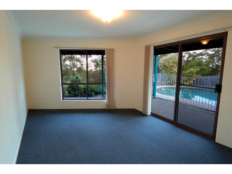 17 Forest Oak Court, Tanawha QLD 4556