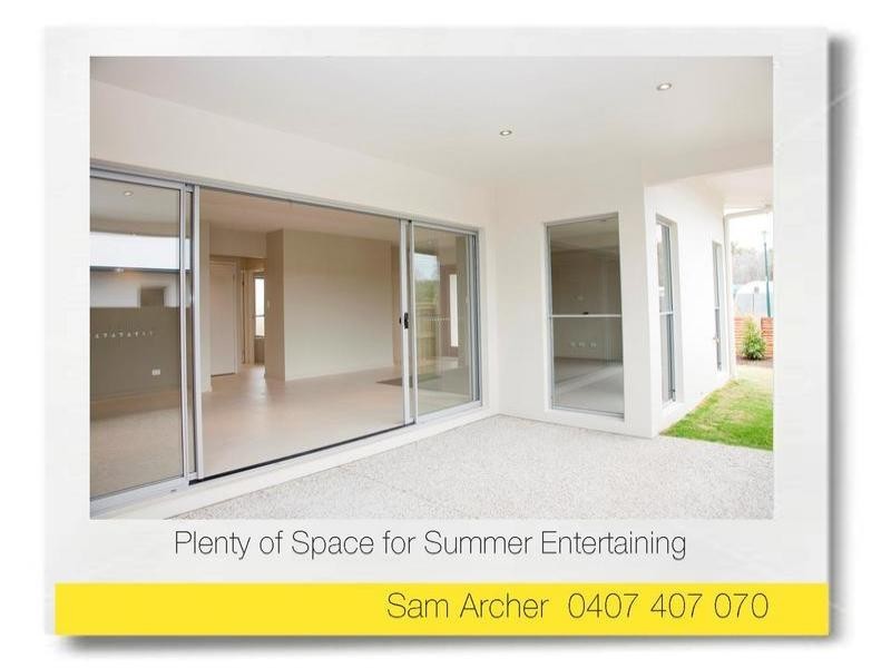 21 The Promenade, Pelican Waters QLD 4551