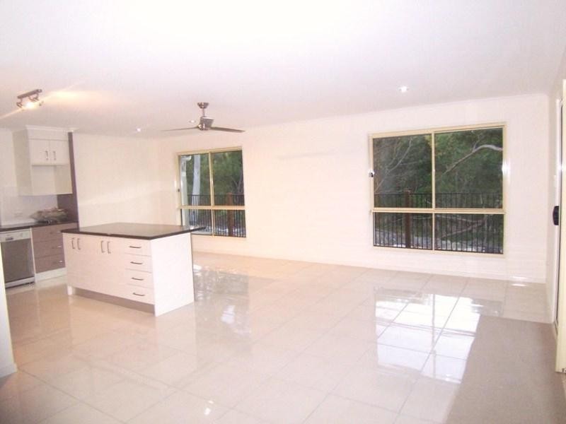 Little Mountain QLD 4551