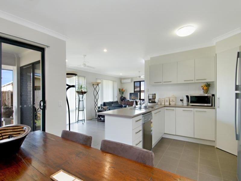 15 Gairdner Street, Caloundra West QLD 4551