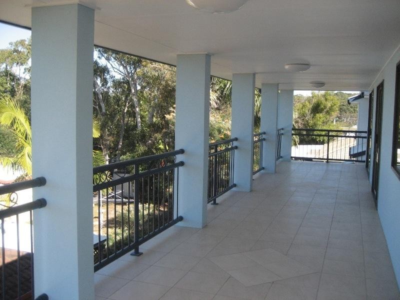 1/2 Thrush Street, Caloundra QLD 4551