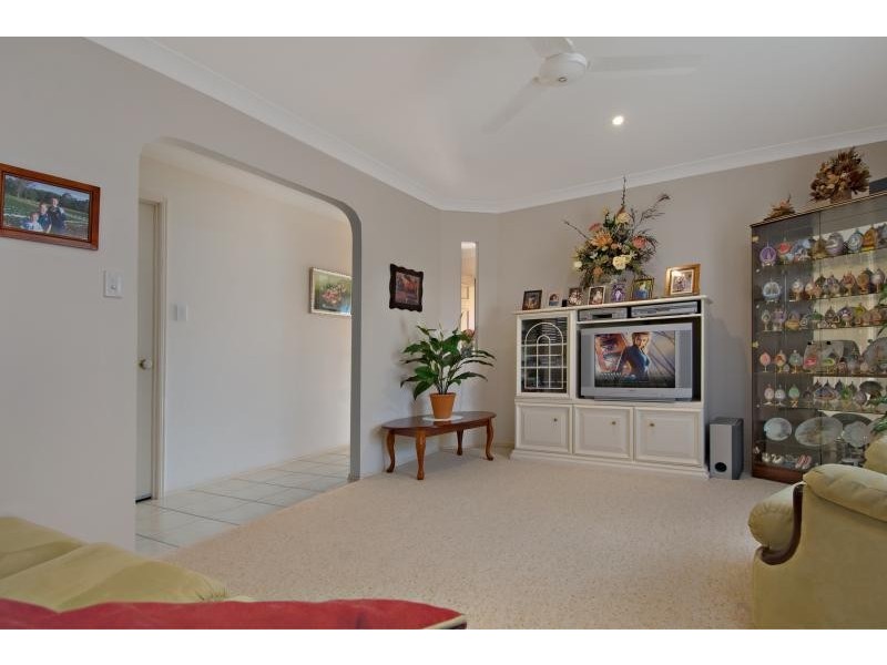 24 Springbrook Street, Caloundra West QLD 4551