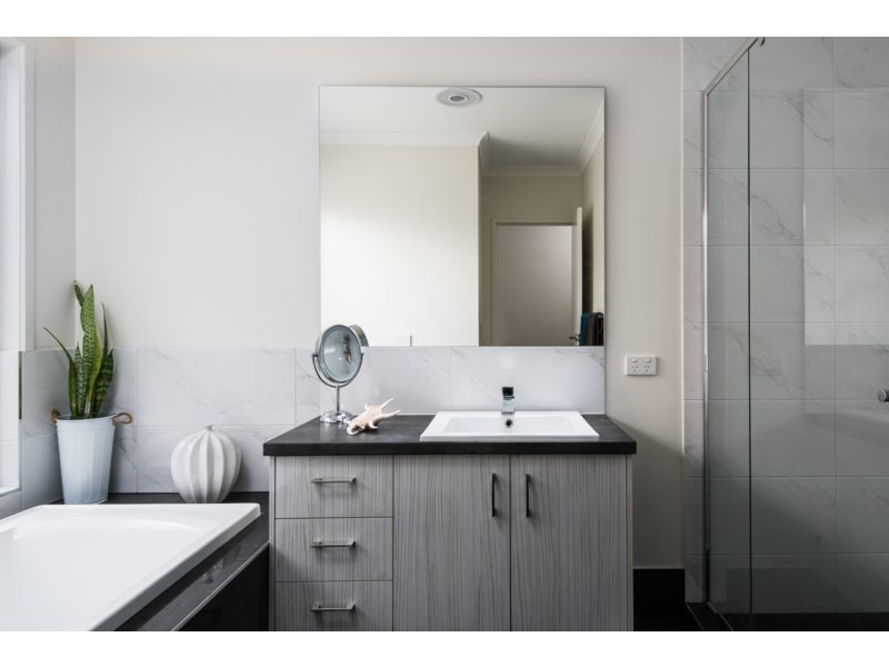 17 Severn Place, Pelican Waters QLD 4551