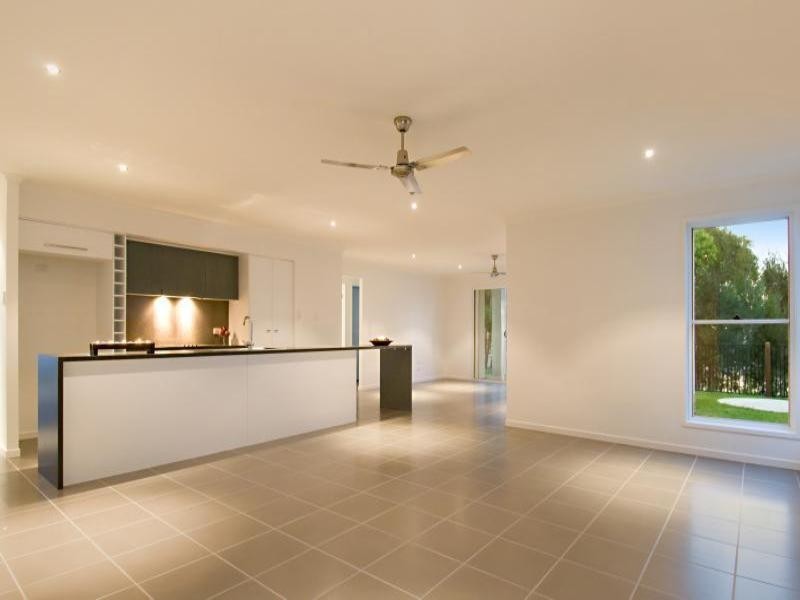 Little Mountain QLD 4551