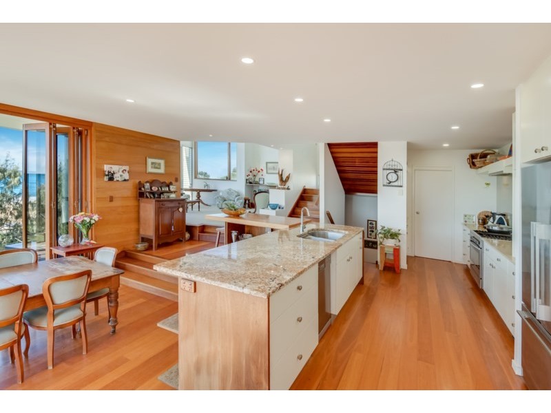 10 Victoria Terrace, Shelly Beach QLD 4551