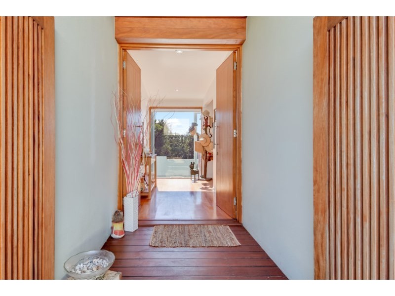 10 Victoria Terrace, Shelly Beach QLD 4551