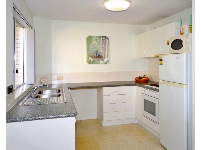 2/34 King Street, Kings Beach QLD 4551