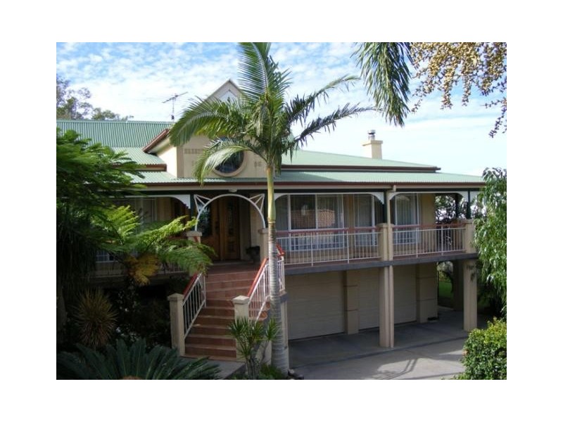 11 Prior Road, Moffat Beach QLD 4551