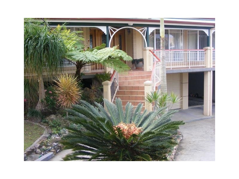 11 Prior Road, Moffat Beach QLD 4551