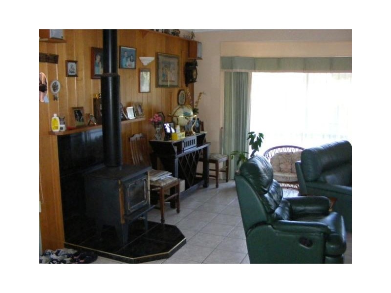 11 Prior Road, Moffat Beach QLD 4551