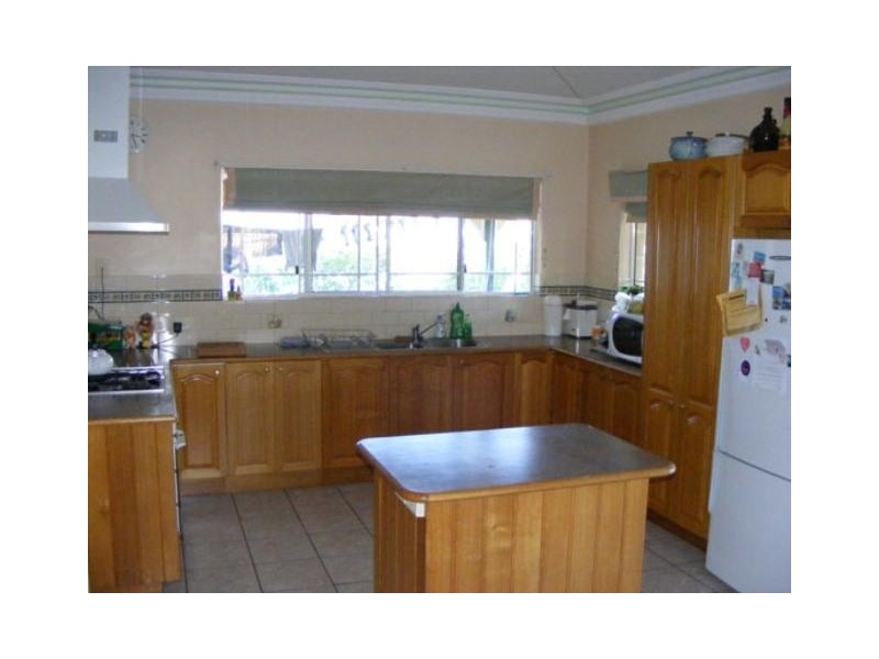 11 Prior Road, Moffat Beach QLD 4551