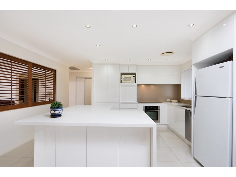 3 Sovereign Circuit, Pelican Waters QLD 4551