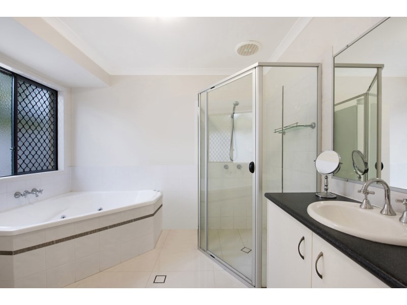3 Sovereign Circuit, Pelican Waters QLD 4551