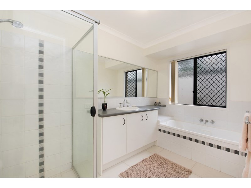 3 Sovereign Circuit, Pelican Waters QLD 4551