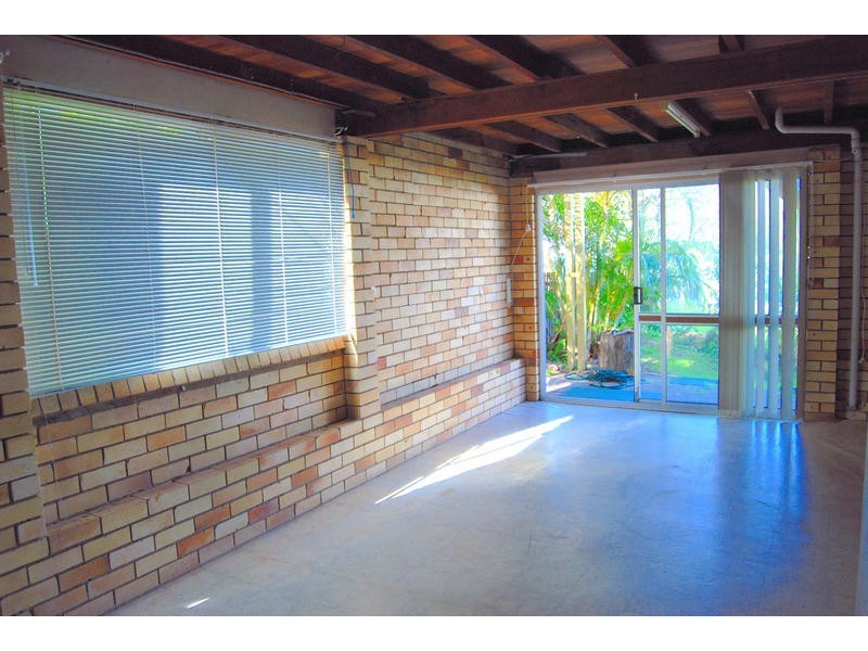 9 Elizabeth Street, Dicky Beach QLD 4551