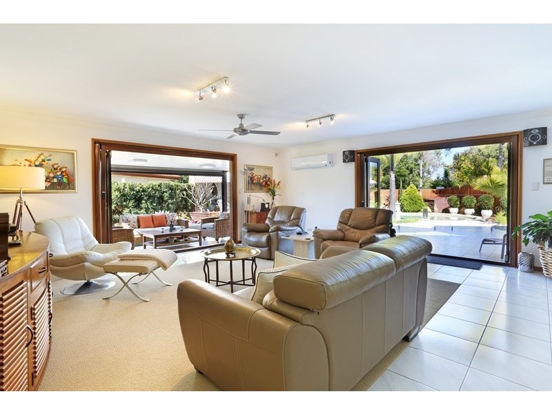 21 Grace Court, Pelican Waters QLD 4551