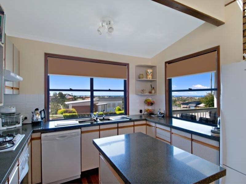 24 Seagull Avenue, Caloundra QLD 4551