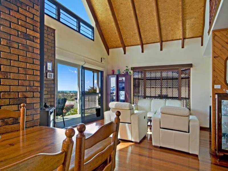 24 Seagull Avenue, Caloundra QLD 4551