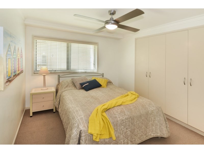 Unit 2/20 Maloja Avenue, Caloundra QLD 4551