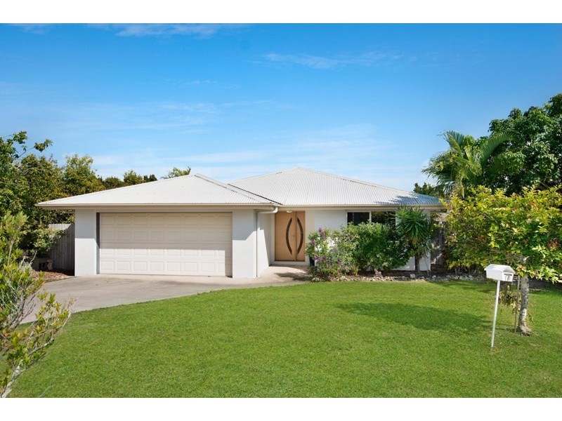 16 Eastern Rise, Little Mountain QLD 4551