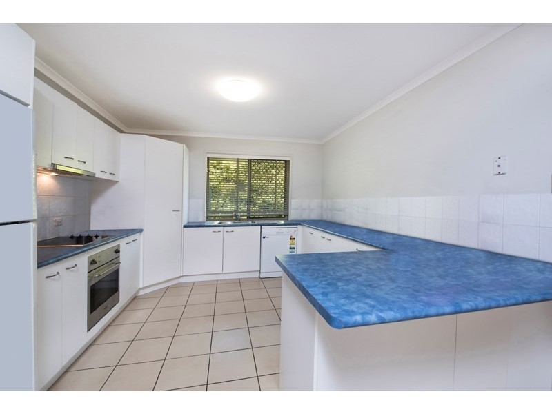 16 Eastern Rise, Little Mountain QLD 4551