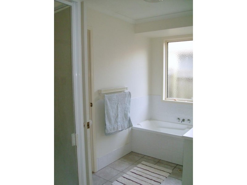 5 Bellcarra Place, Little Mountain QLD 4551