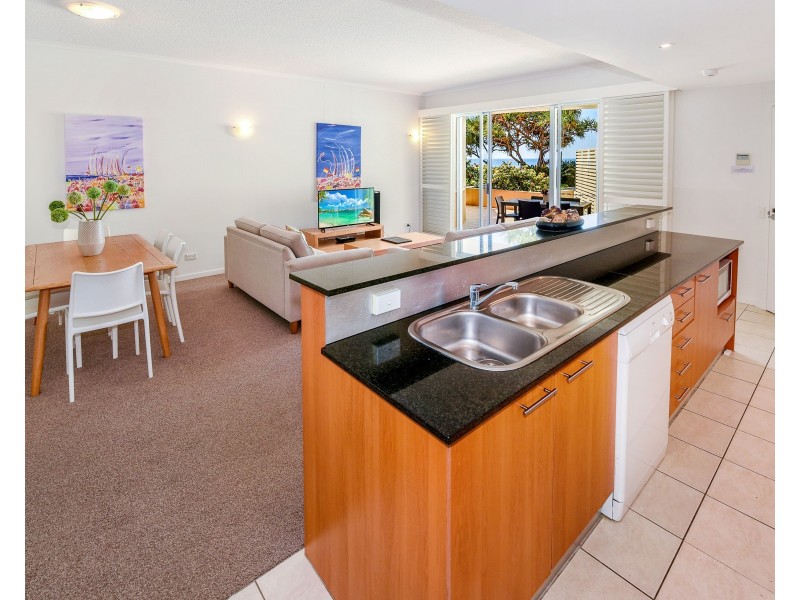 Unit 3/2 Merrima Avenue, Kings Beach QLD 4551