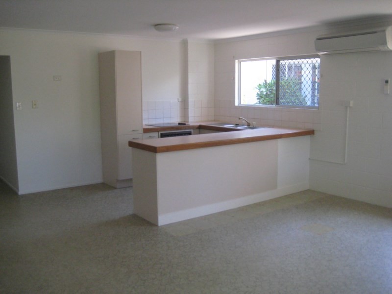 2/6 Croydon Avenue, Currimundi QLD 4551