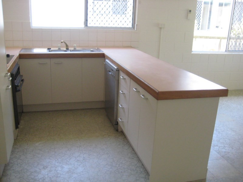 2/6 Croydon Avenue, Currimundi QLD 4551