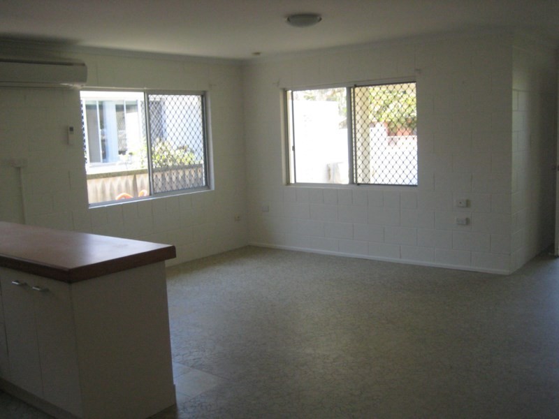 2/6 Croydon Avenue, Currimundi QLD 4551