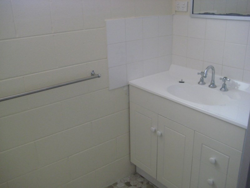 2/6 Croydon Avenue, Currimundi QLD 4551