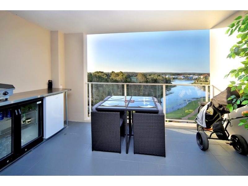 427/38 Mahogany Drive, Pelican Waters QLD 4551