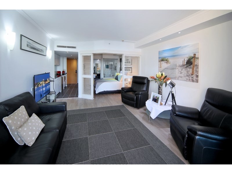 427/38 Mahogany Drive, Pelican Waters QLD 4551