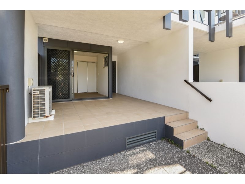 Unit 22/10 Grand Parade, Parrearra QLD 4575