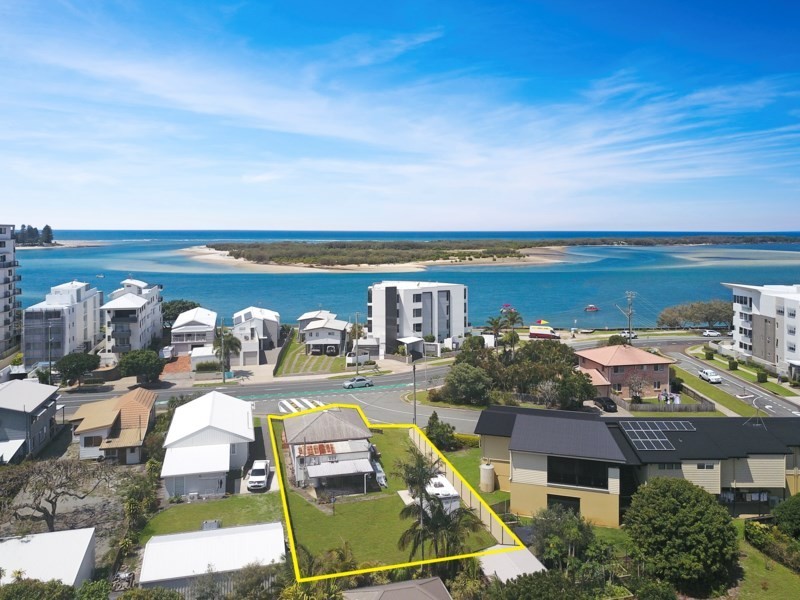 18 Landsborough Parade, Golden Beach QLD 4551