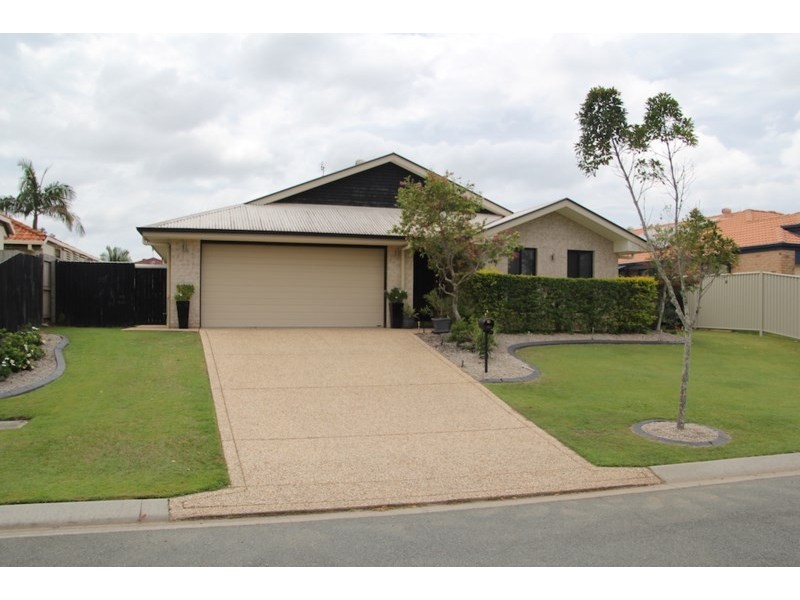 10 Lockyer Place, Pelican Waters QLD 4551