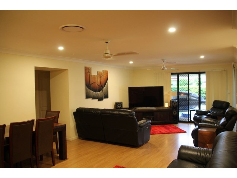 10 Lockyer Place, Pelican Waters QLD 4551