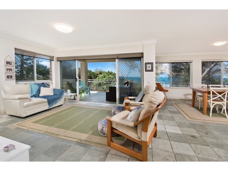 Unit 2/15 Wilson Avenue, Dicky Beach QLD 4551