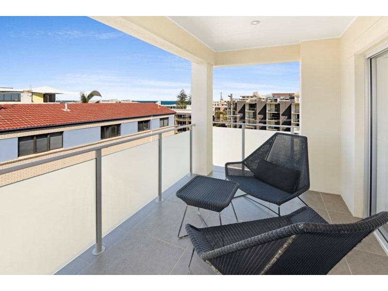 Unit 10 ‘Nimolanca’ 3 Warne Terrace, Kings Beach QLD 4551