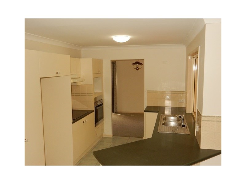 6 Rhodes Place, Aroona QLD 4551