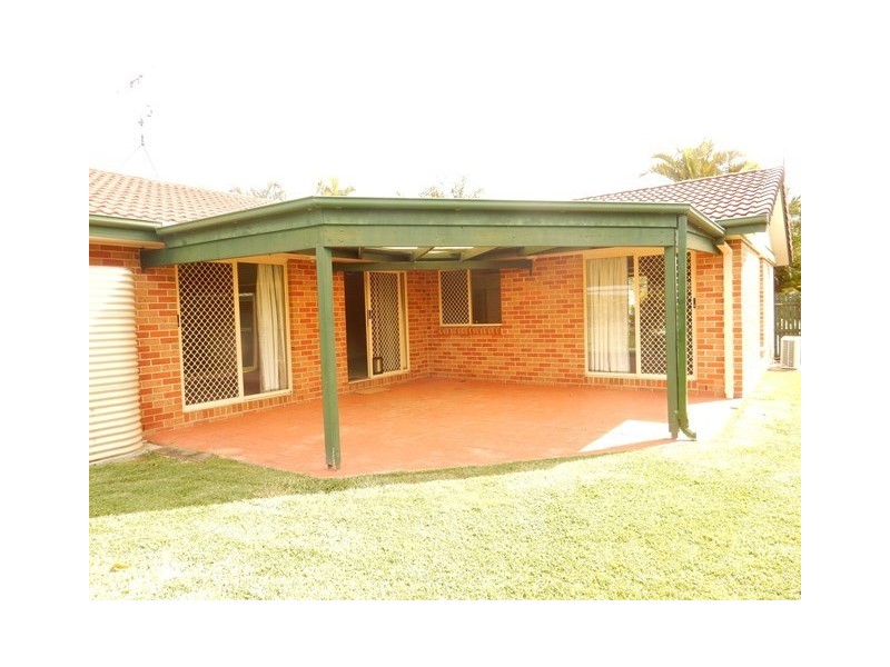 6 Rhodes Place, Aroona QLD 4551