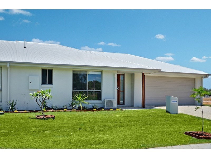 1/2 Haslewood Court, Meridan Plains QLD 4551