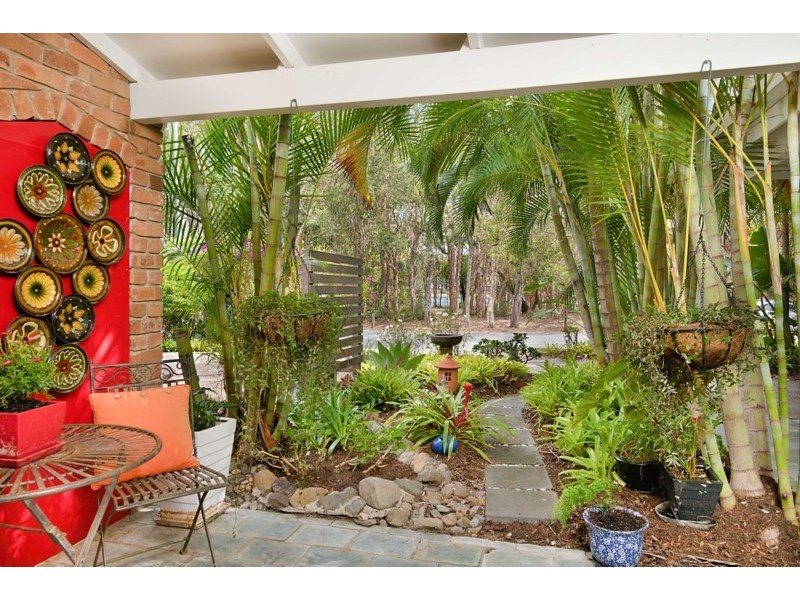 Unit 1/5 Gamban Esplanade, Currimundi QLD 4551