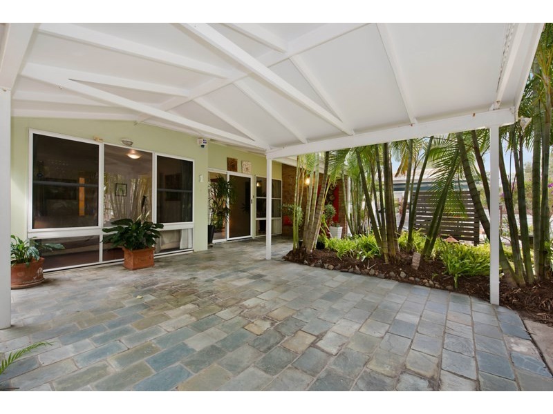 Unit 1/5 Gamban Esplanade, Currimundi QLD 4551