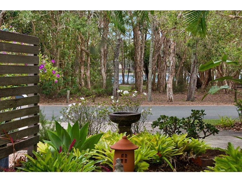 Unit 1/5 Gamban Esplanade, Currimundi QLD 4551